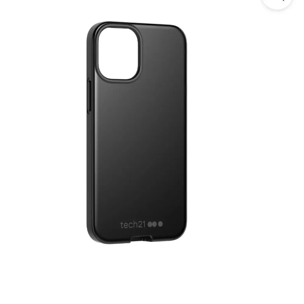 Tech21 Essentials for iPhone 12 / 12 pro Black